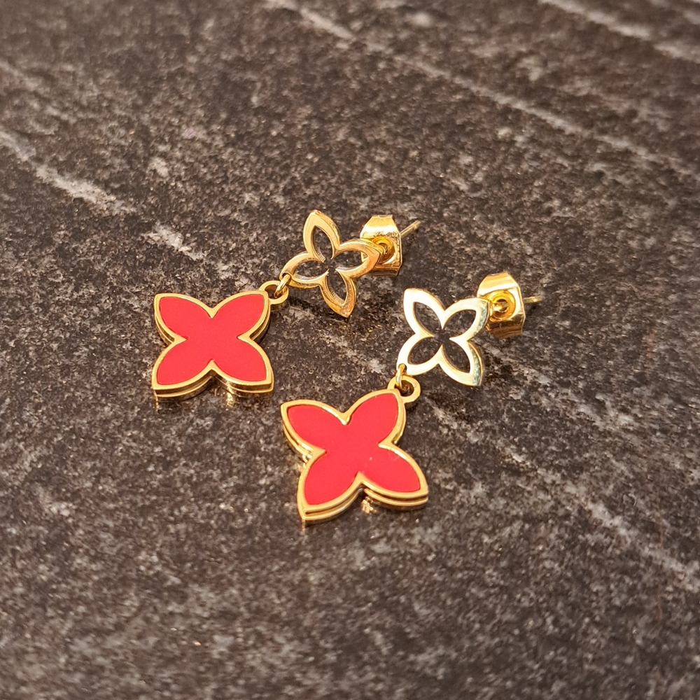 Red clover earrings